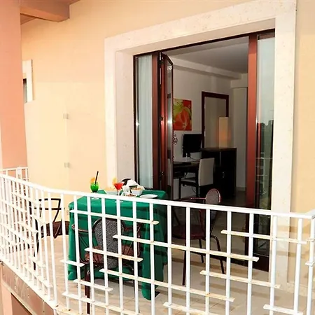 Viola Palace Hotell