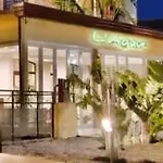 Viola Palace Hotel