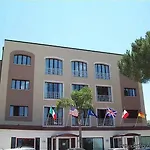 Viola Palace Hotel