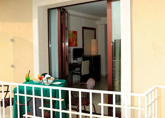 Viola Palace 4*