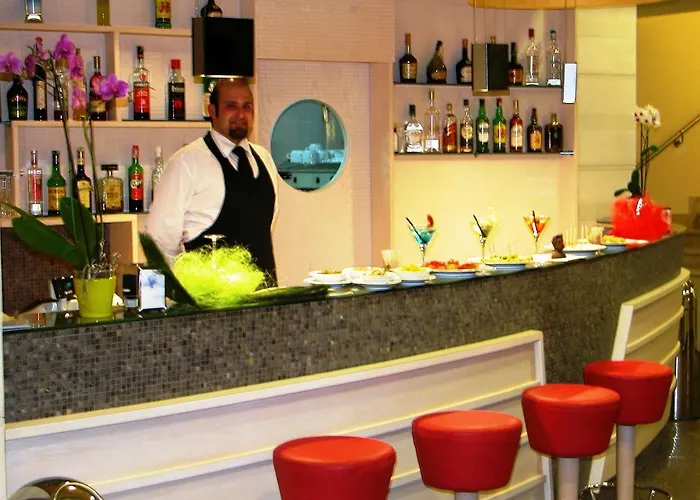 Viola Palace 酒店 维拉弗兰卡·蒂雷纳